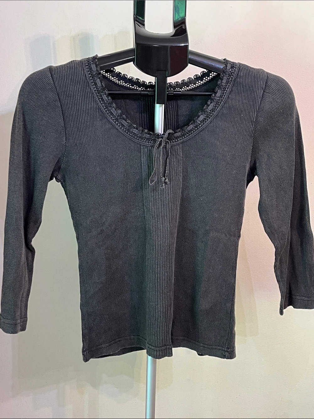 NEW Chaudry Women's Black Ribbed Scoop Neck Long Sleeve Top with Lace Tie
